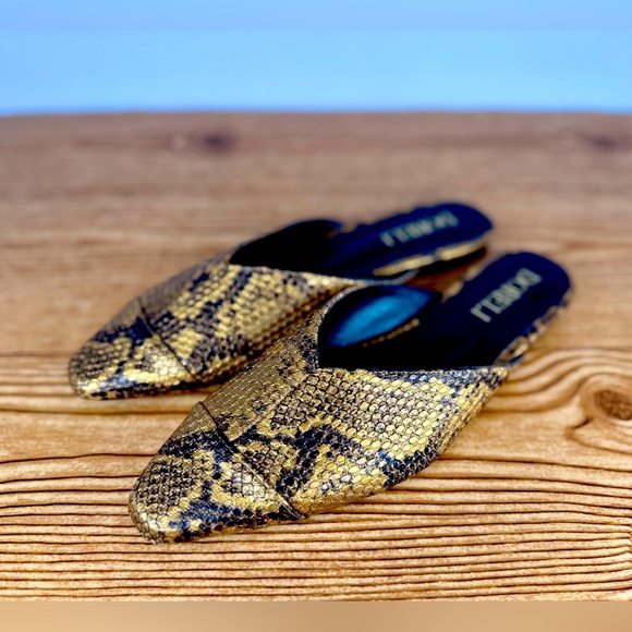 Women’s Gold And Black Flat Snake Print Mules Slip On Workwear Shoes Sz 6 - Picture 1 of 11